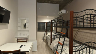 4人部屋, 4 ベッドルーム