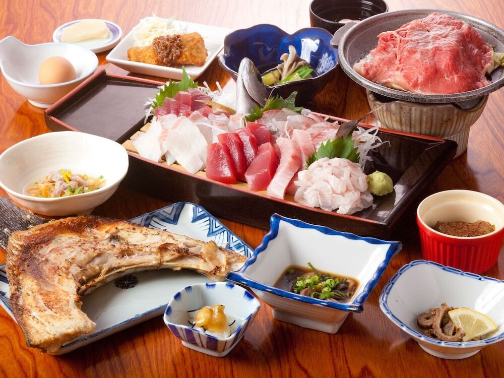 旅館のお食事処