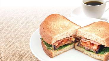 朝食　グリルチキン / 4