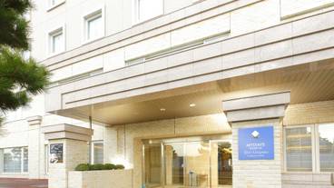 施設の入り口 / 13