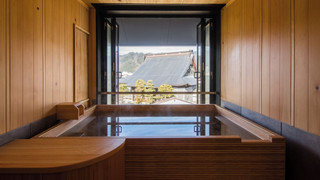 ゆとろぎの間(展望風呂付スイート)(6歳以上のみ)