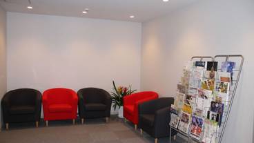 ロビー応接スペース / 4