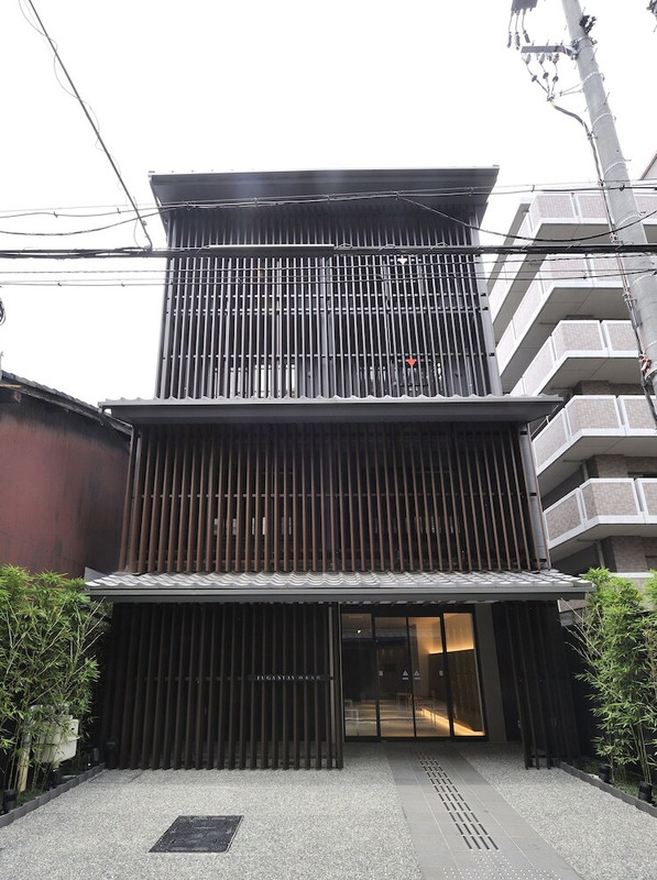 施設の正面