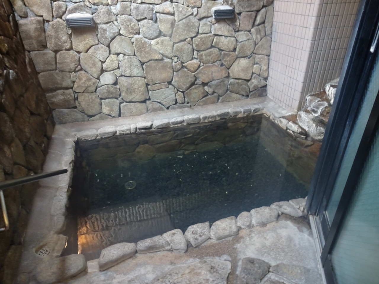 天然温泉の露天風呂もある、コスパの良いシティホテル3491435