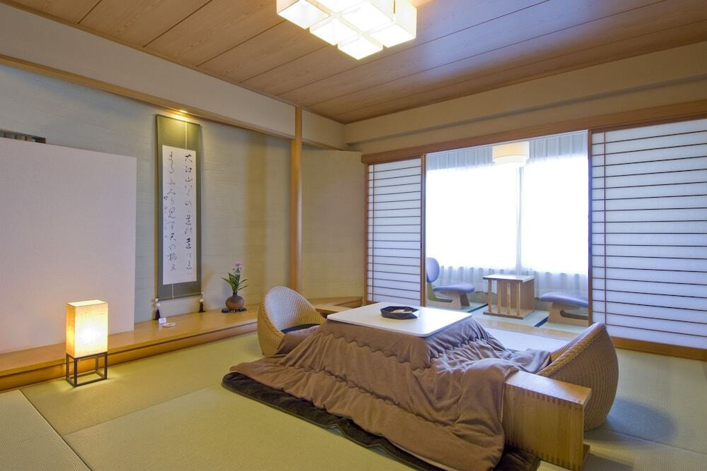 スイート和室10畳②