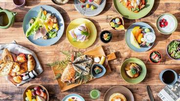 朝食スペース / 11