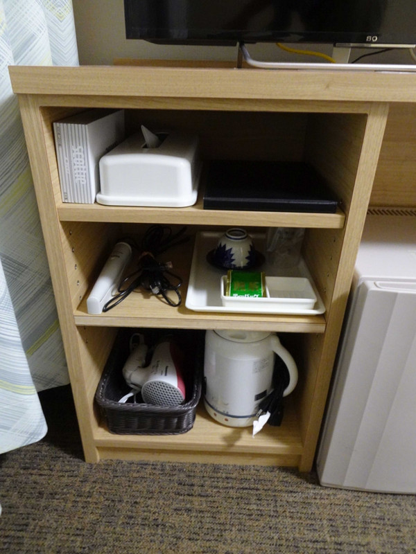 机横にティッシュやドライヤー