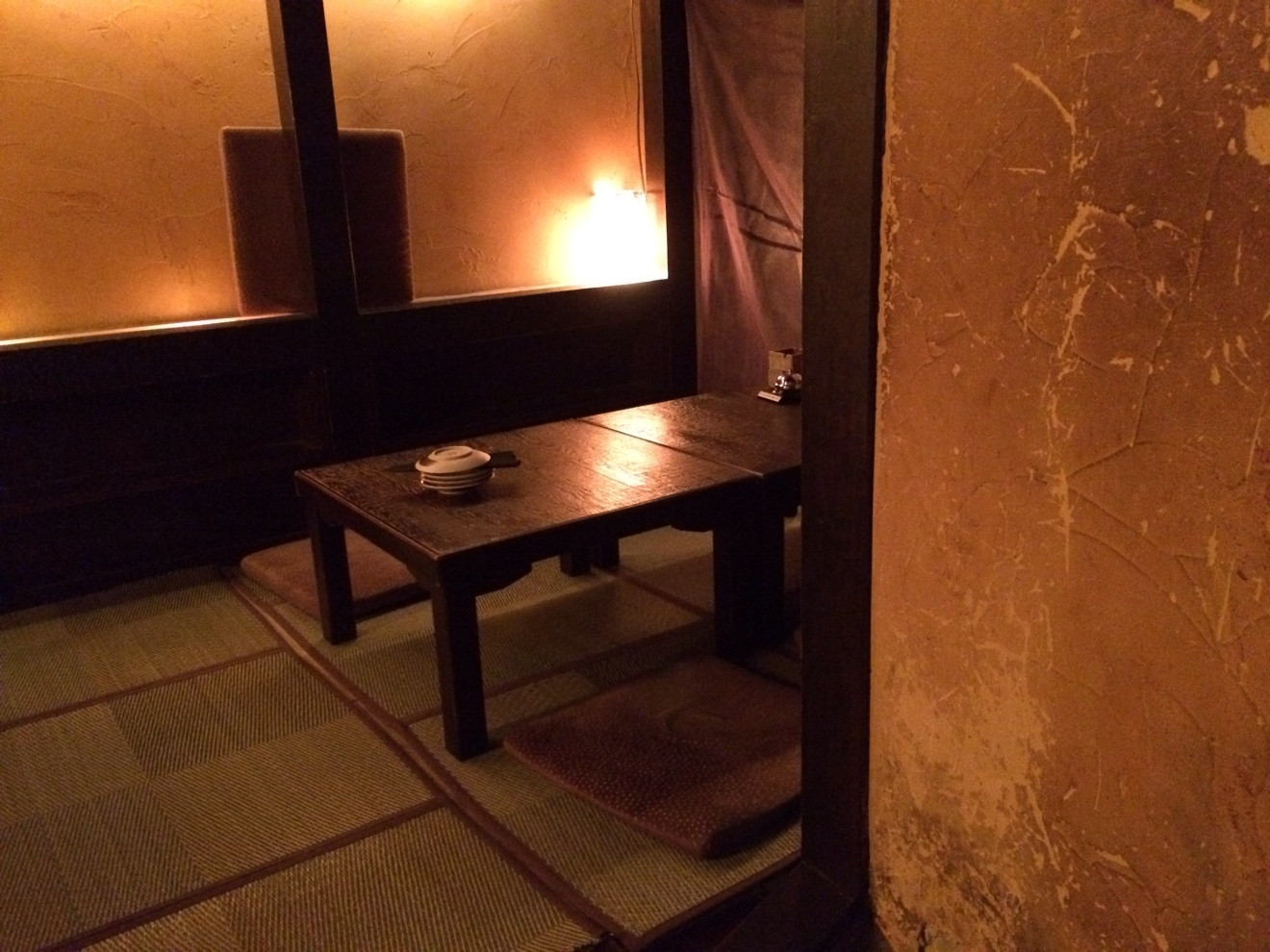 「自由が丘 うる虎」内観 8232 