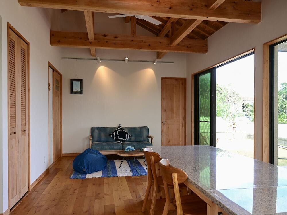 リビング エリア