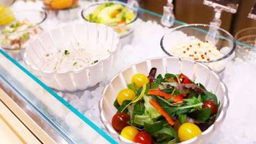 朝食ビュッフェ / 3