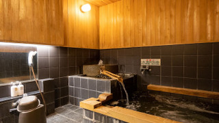 ルーム　二段ベッド付　共用バスルーム　山側