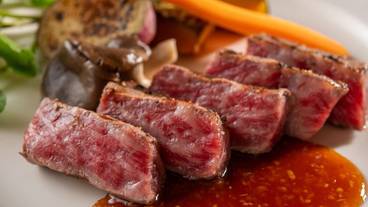 食事・飲み物 / 4