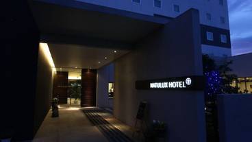 施設の入り口 / 12