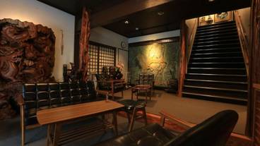 内部エントランス / 2