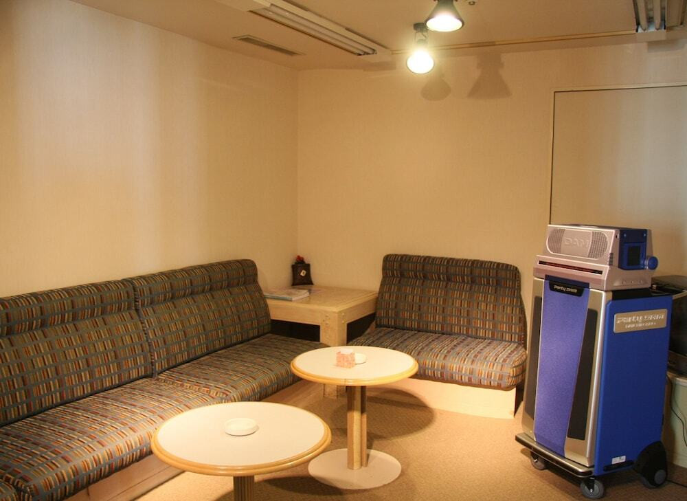 カラオケ ルーム