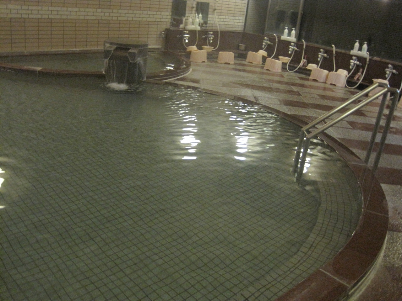 観光の拠点にもぴったり♪山あいのモダンな宿泊施設3567233