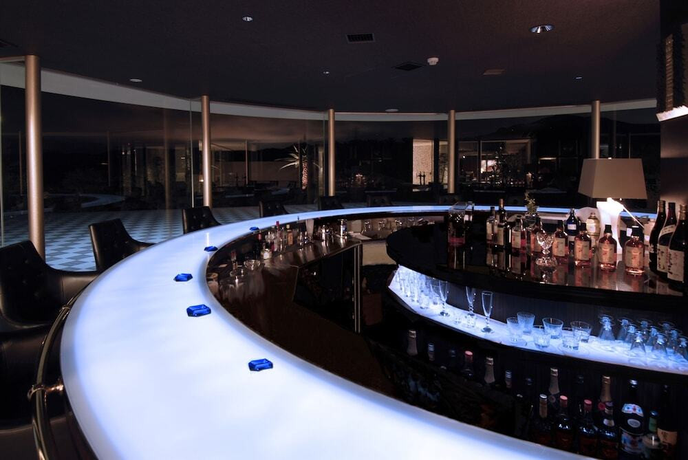 プライベートプール付きヴィラを2人占め♡サプライズもおまかせのホテル3420403