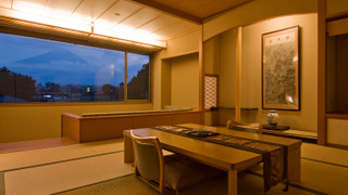 2.3F富士山展望風呂付和室12畳＋広縁ソファ【デラックス】 [デラックス] [和室] [禁煙] [富士山が見える]