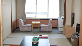 和室　専用トイレ付　共用バスルーム (素泊まり)