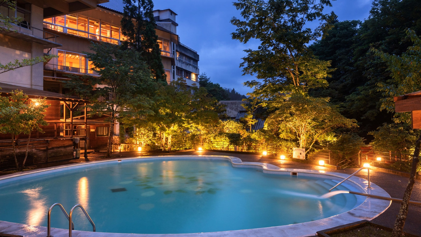 源泉粥におばんざいのプレミアム朝ごはん3530594