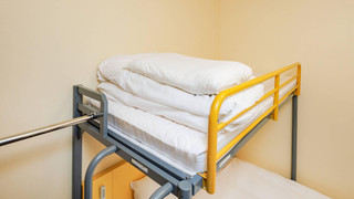 スタンダード ルーム ダブルベッド 1台 + ロフトベッド1台 禁煙