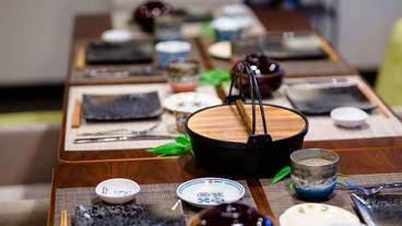 客室内のダイニングエリア / 29