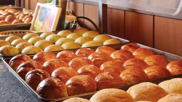 朝食ビュッフェ パン / 13