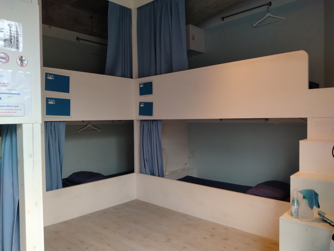 HOSTEL　ＮＡＢＬＡの６人部屋です。まだまだ新しいです。