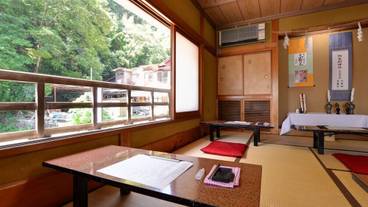 施設内の設備 / 11