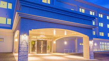 施設の入り口 / 21