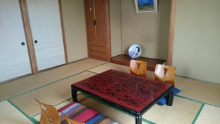 ファミリールーム和室8畳 共用バスルーム