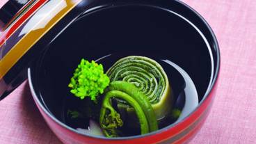 食事・飲み物 / 13