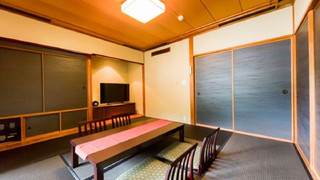 [和モダンデラックス和洋室] 52平米 + 専用テラス6平米 信楽焼露天風呂 喫煙可