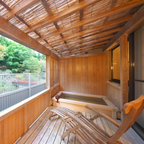 清流の館 露天風呂