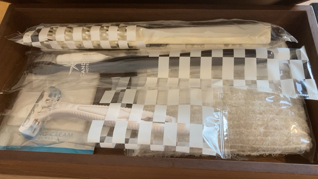 アメニティは何故か冷蔵庫の上