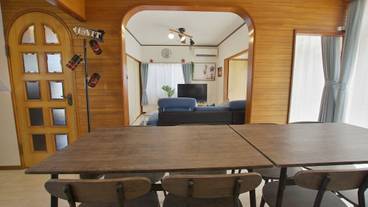 客室内のダイニングエリア / 16