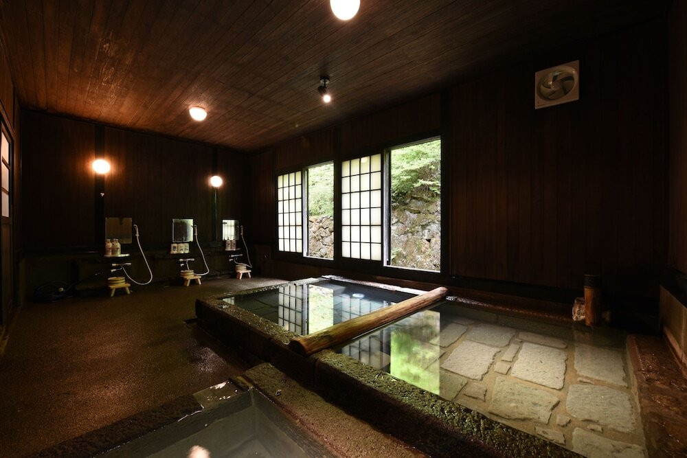 珍しい「冷泉」で、夏でも長湯が楽しめるお宿3417197