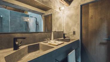 施設内の設備 / 1