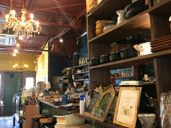 「太陽ノ塔 本店」 内観 140725696 