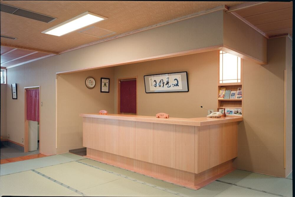 フロント