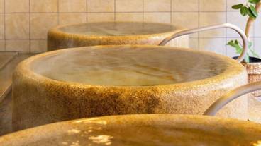 屋外スパ浴槽 / 1