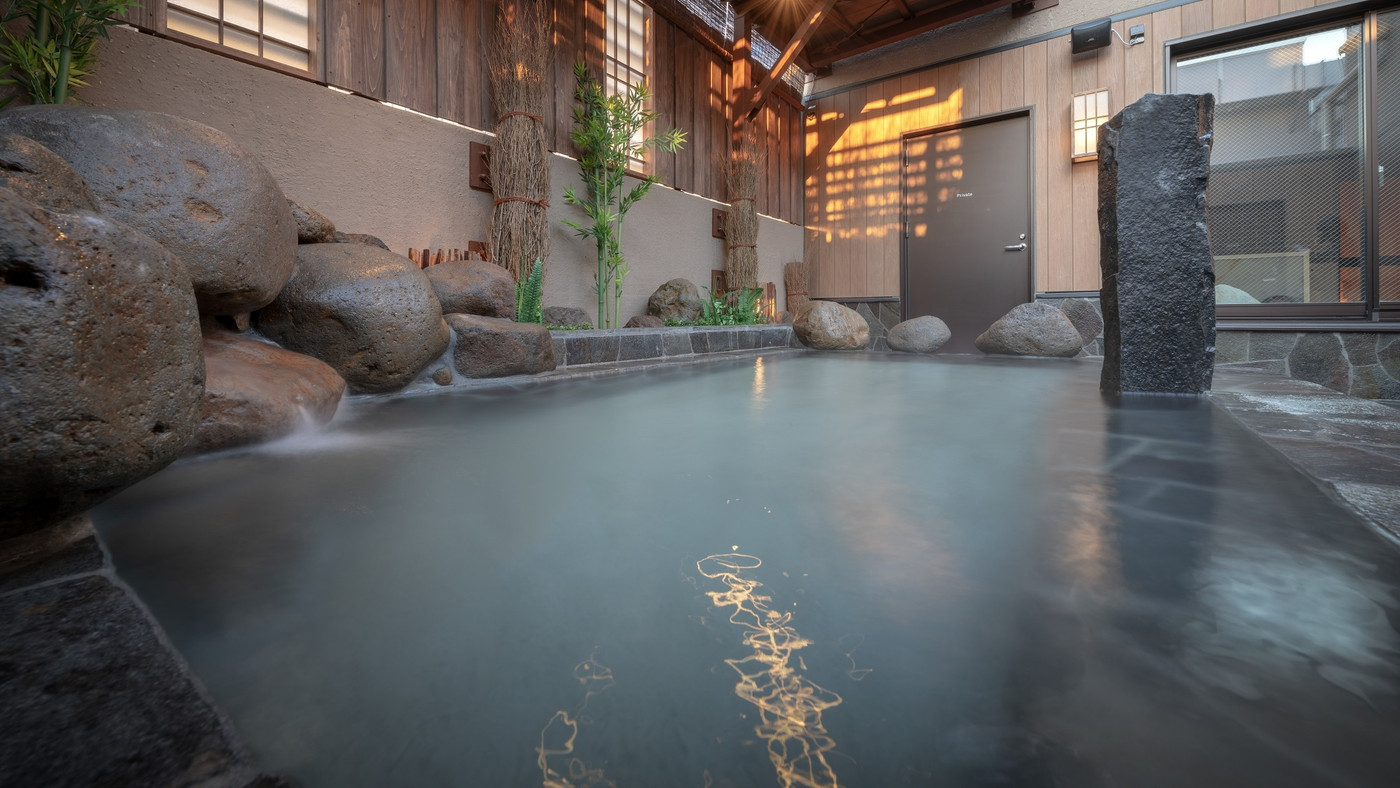 無料のサービスが魅力的！天然温泉が楽しめるホテル4249371