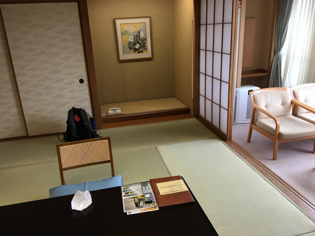 此処は布団でしたが、ベットの部屋も有るようです。