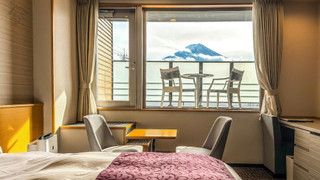 特別室 デラックスツインルーム - 富士山側 テラス付き, 2nd Floor (25.64平米)