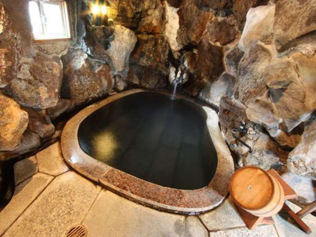 貸切風呂・岩窟の湯