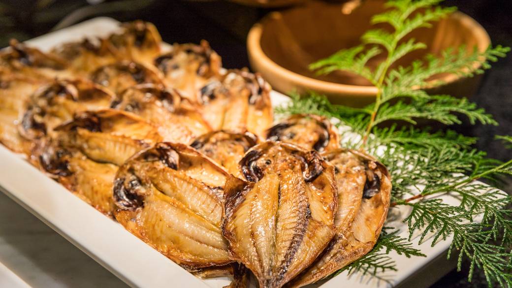 朝食ブッフェ一例／アジの干物 / 3