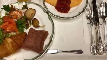 朝食盛り付け例 / 14