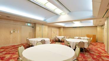 ボールルーム / 6