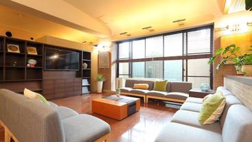 ロビーラウンジ / 3