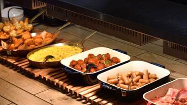 朝食ビュッフェ / 8